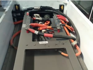 يتم وضع بطارية فوسفات حديد-ليثيوم في الخلف